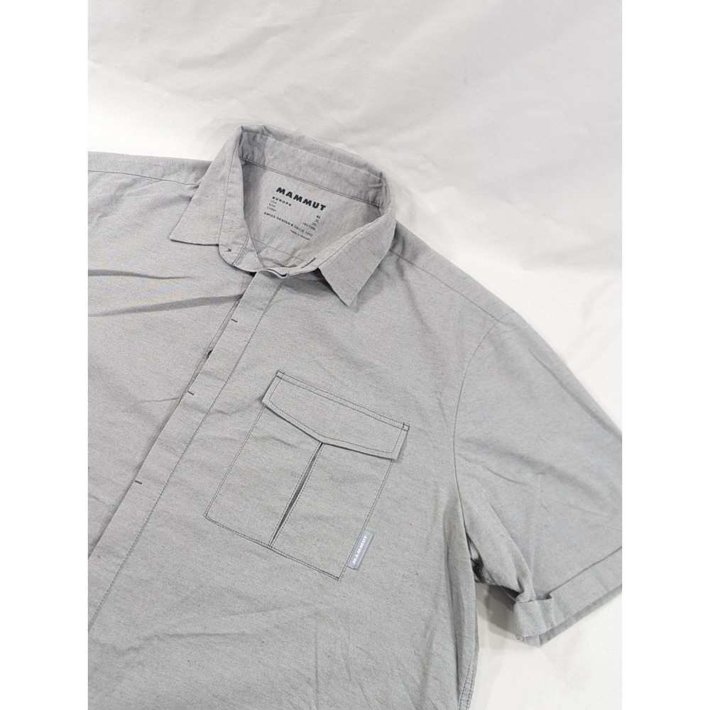 Mammut Shirt Mens XL Gray Chambray Button Up Short‎ Sleeve Performance Hike Work